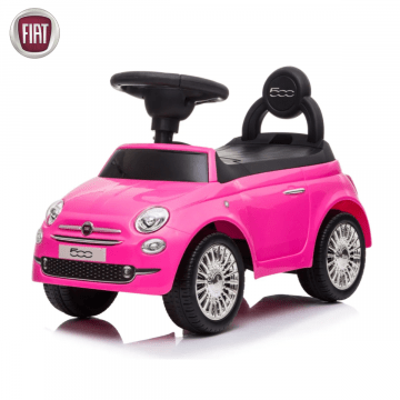 Fiat 500 auto na guranje roza